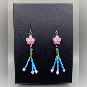 🌟2/$20 🦋🌸Kawaii Pink Blue Flower Beaded Tassel Earrings